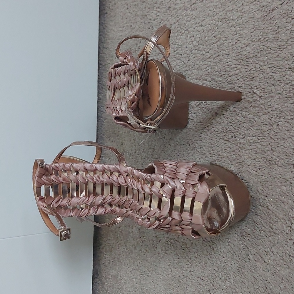 Women's heels
